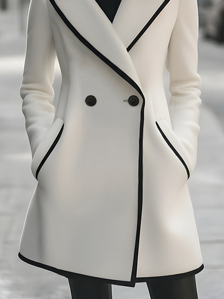 Elegant dubbelknäppt kappa