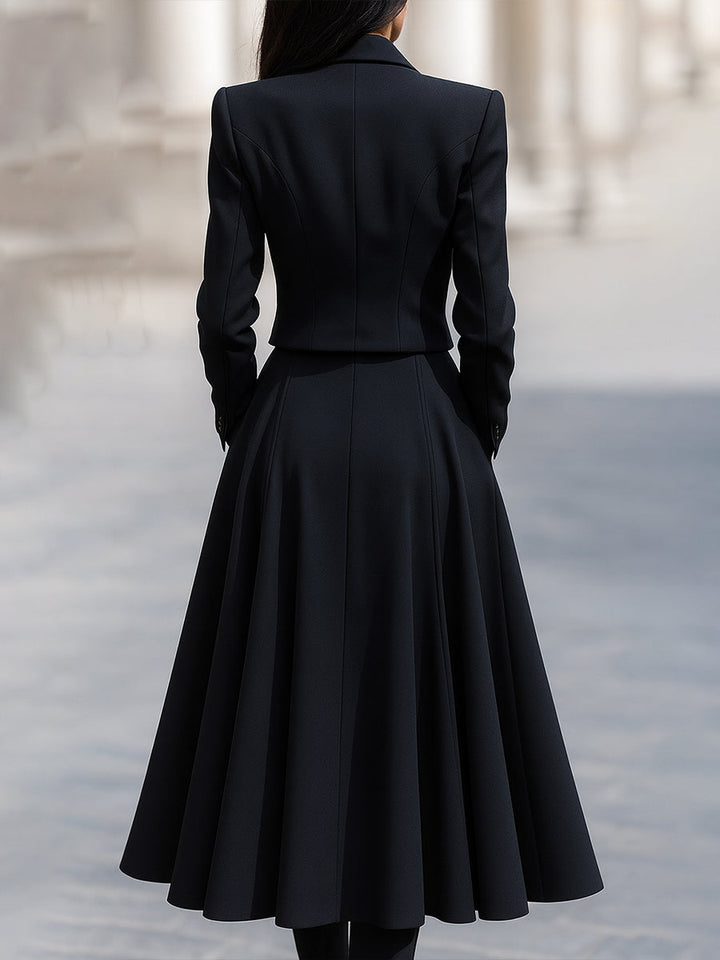 Elegant kavaj med midikjol