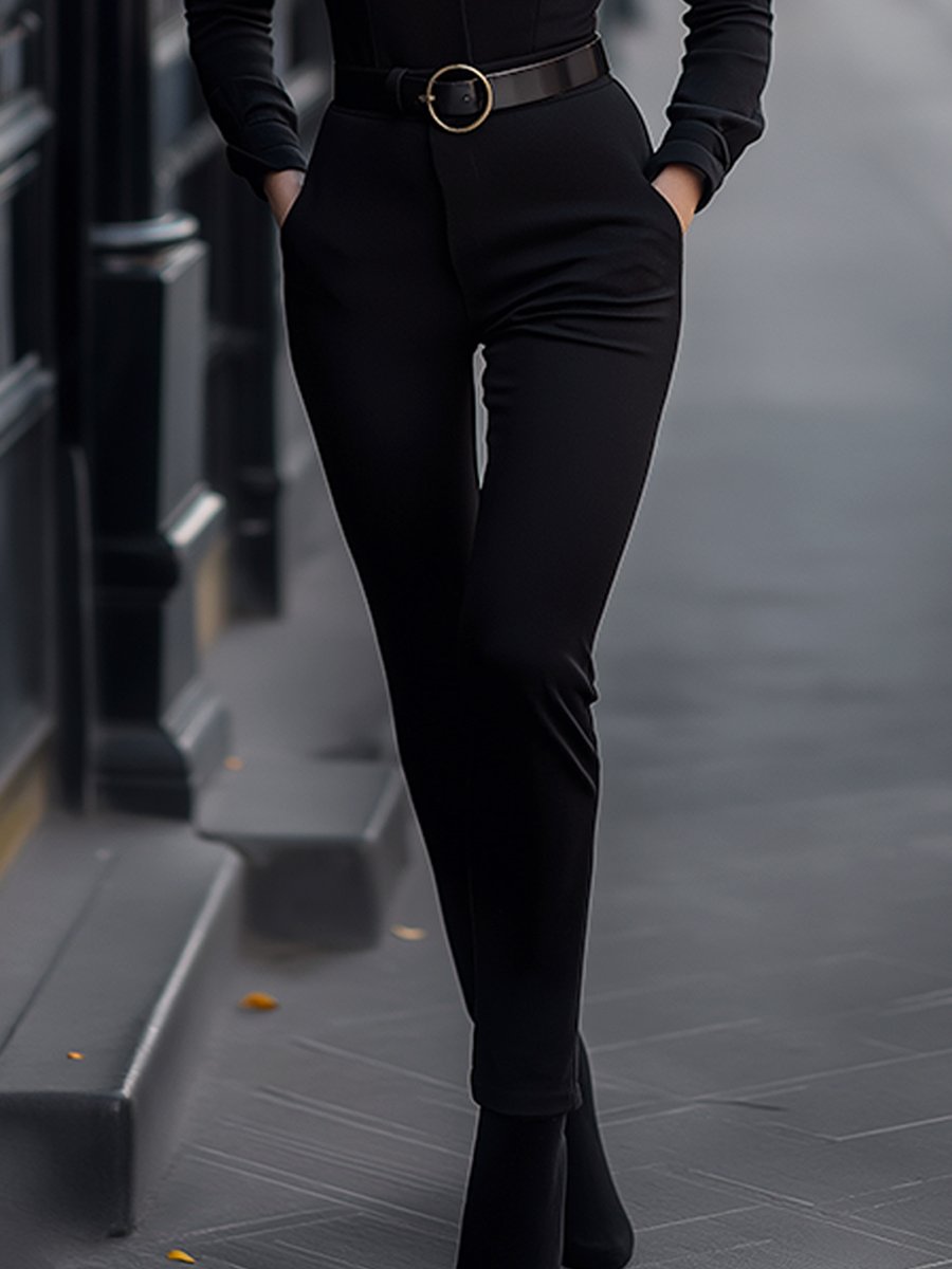 Snygg svart smal jumpsuit