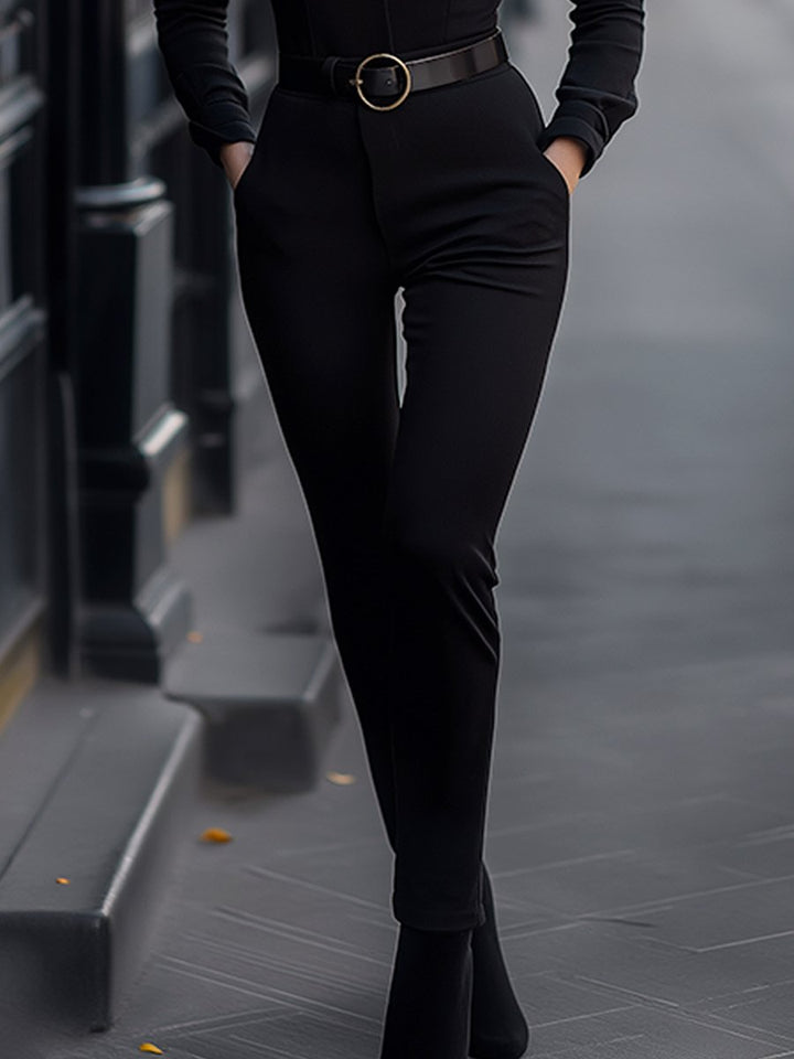 Snygg svart smal jumpsuit