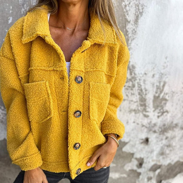 Alizée Cozy Buttoned Jacket