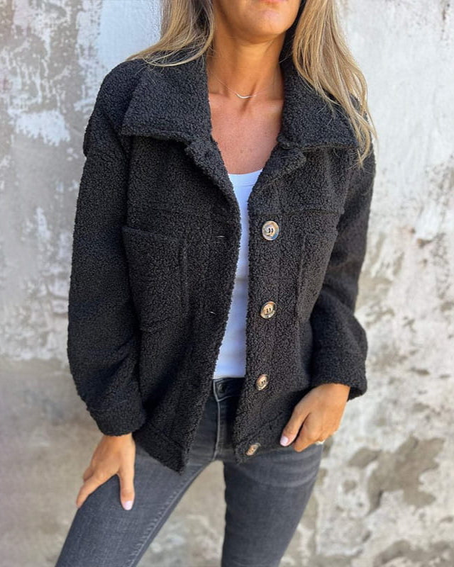 Alizée Cozy Buttoned Jacket